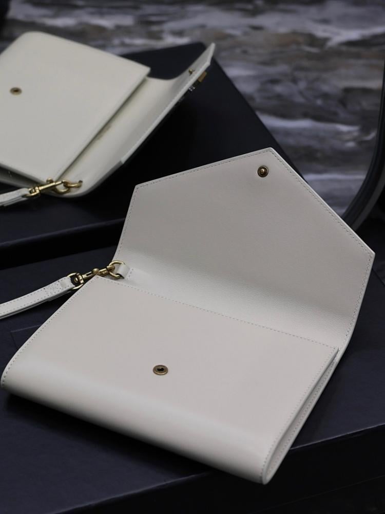 Modern Stylish Lambskin Top Handle Bag