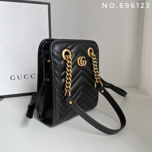 Modern Stylish Quilted Crossbody Bag