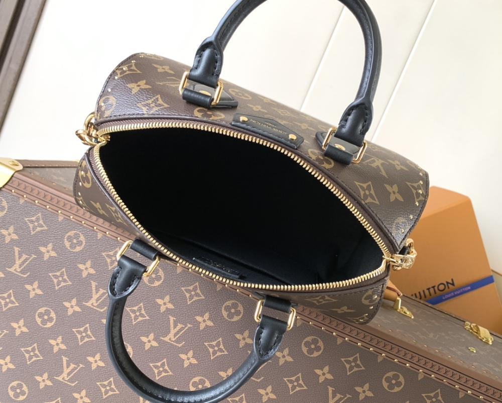 Classic Leather Travel Bag