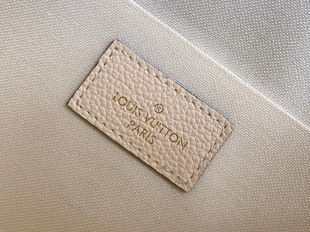 Elegant Leather Top Handle Bag – Special Edition