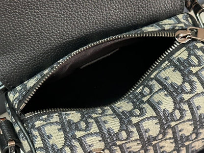 Luxury Black Leather Shoulder Bag – Limited Edition