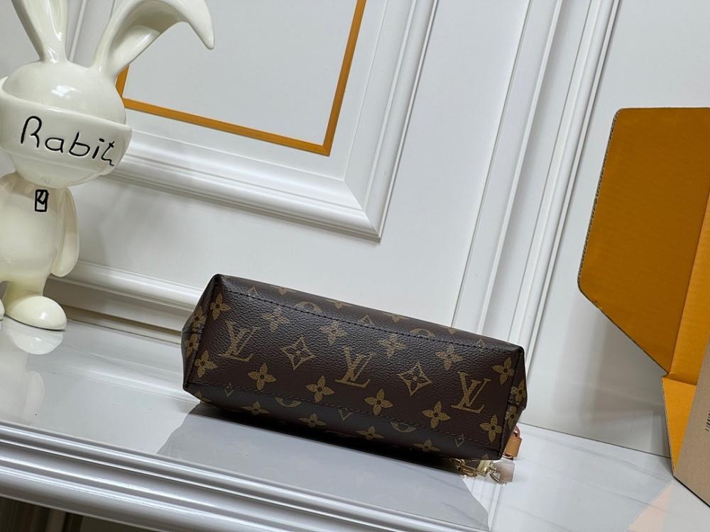 Speedy Bandouliere Monogram Leather Shoulder Bag