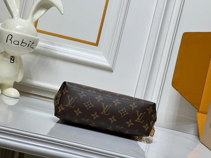 Speedy Bandouliere Monogram Leather Shoulder Bag