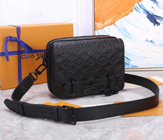 Classic Modern Canvas Shoulder Bag