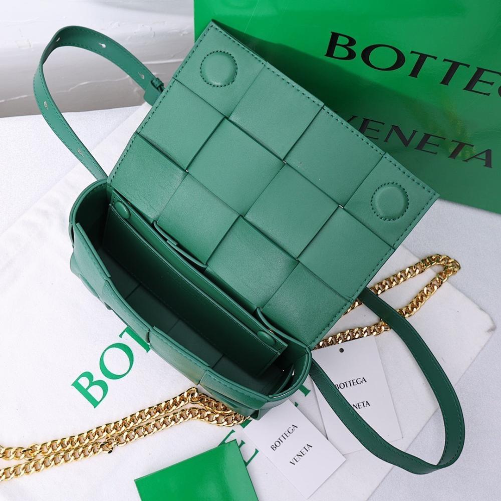 Italian-Inspired Stylish Calfskin Crossbody Bag