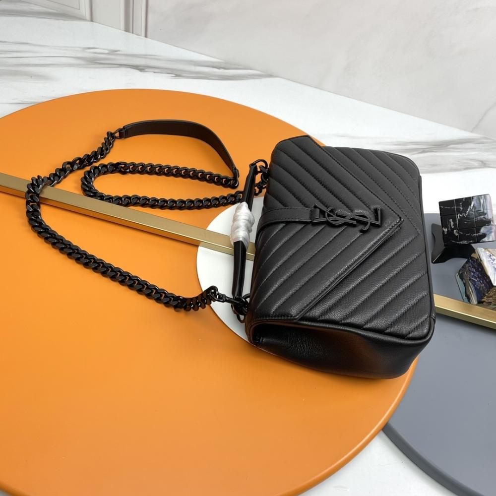Classic Crossbody Bag