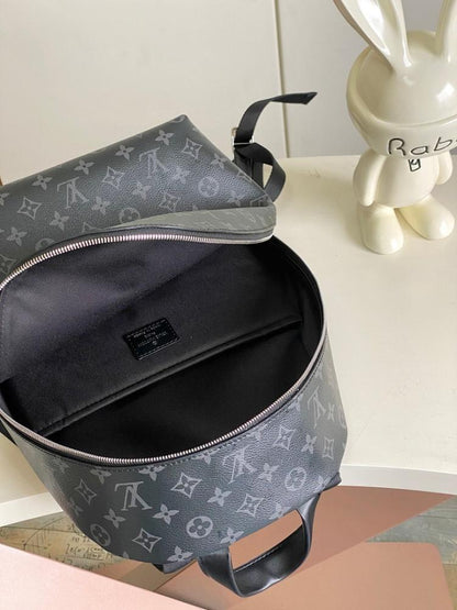 Italian-Inspired Elegant Quilted Calfskin Shoulder Bag