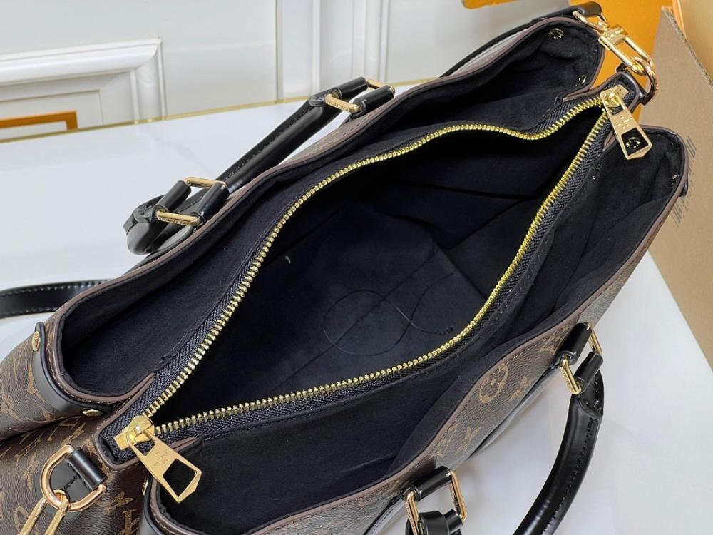 Speedy Bandouliere Monogram Leather Shoulder Bag