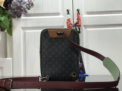 Classic Crossbody Bag