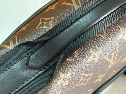 Modern Elegant Leather Travel Bag