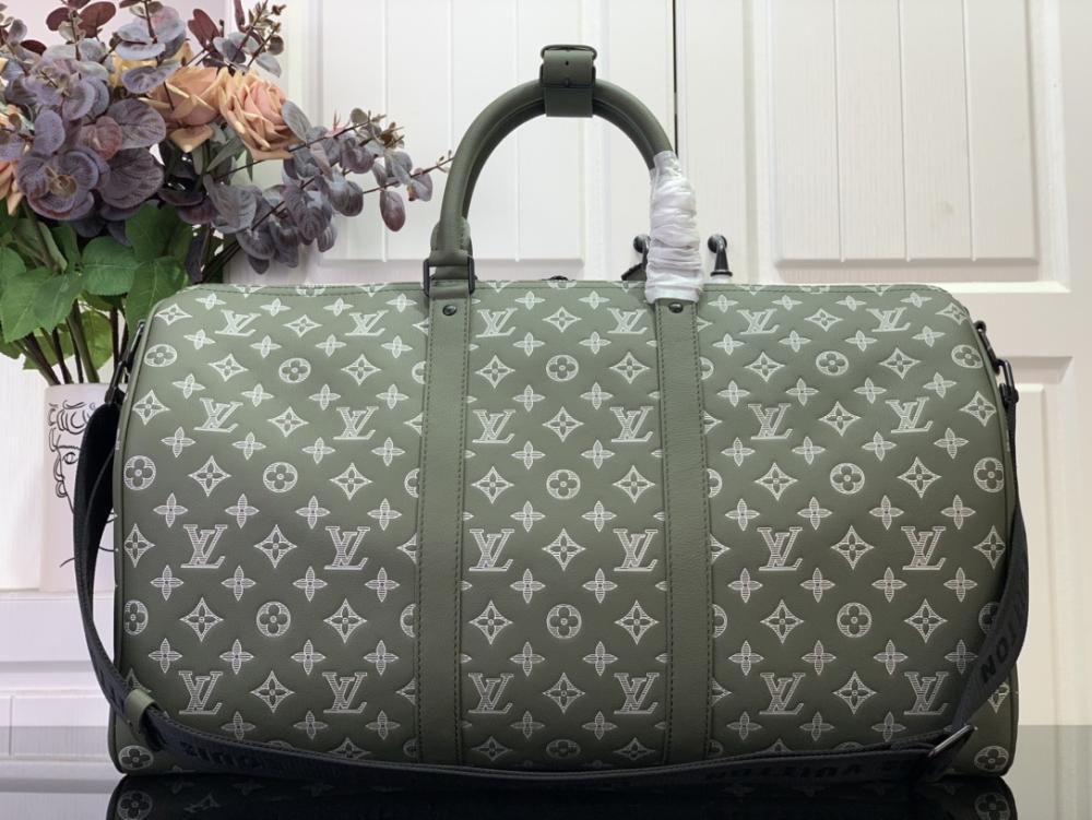 Elegant Travel Bag