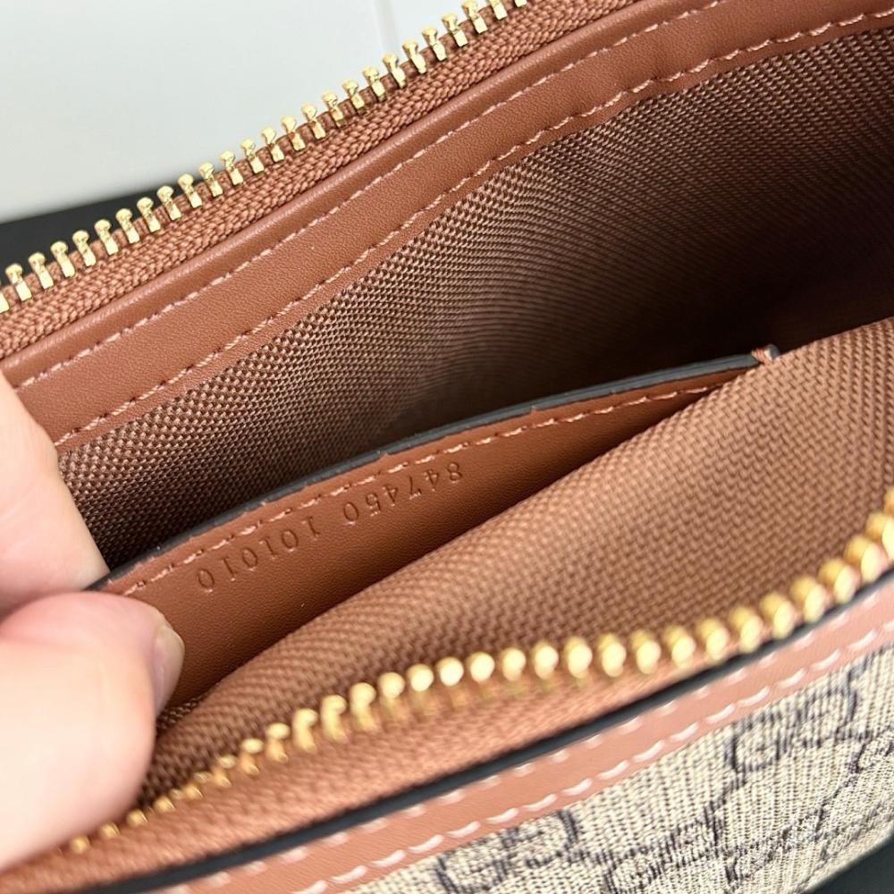 Modern Refined Top Handle Bag