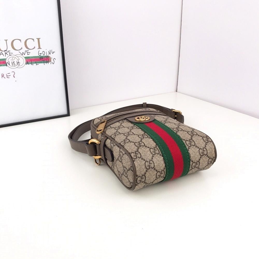 Italian-Inspired Elegant Shoulder Bag