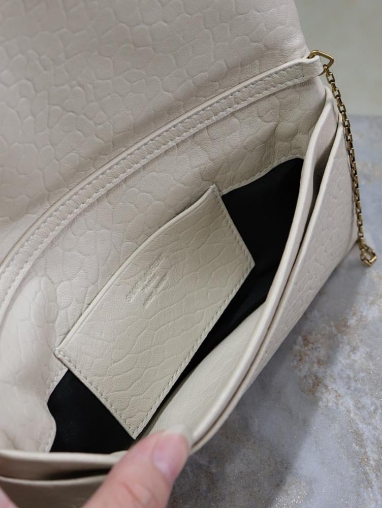 Italian-Inspired Elegant Lambskin Shoulder Bag