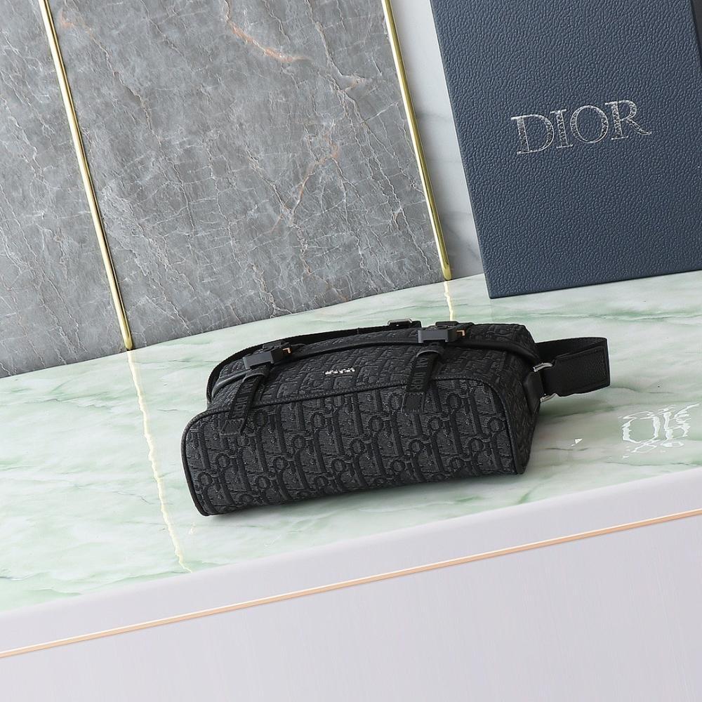 Stylish Refined Jacquard Crossbody Bag