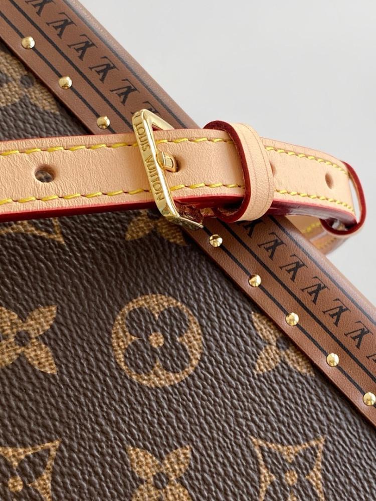 Modern Elegant Studded Leather Top Handle Bag