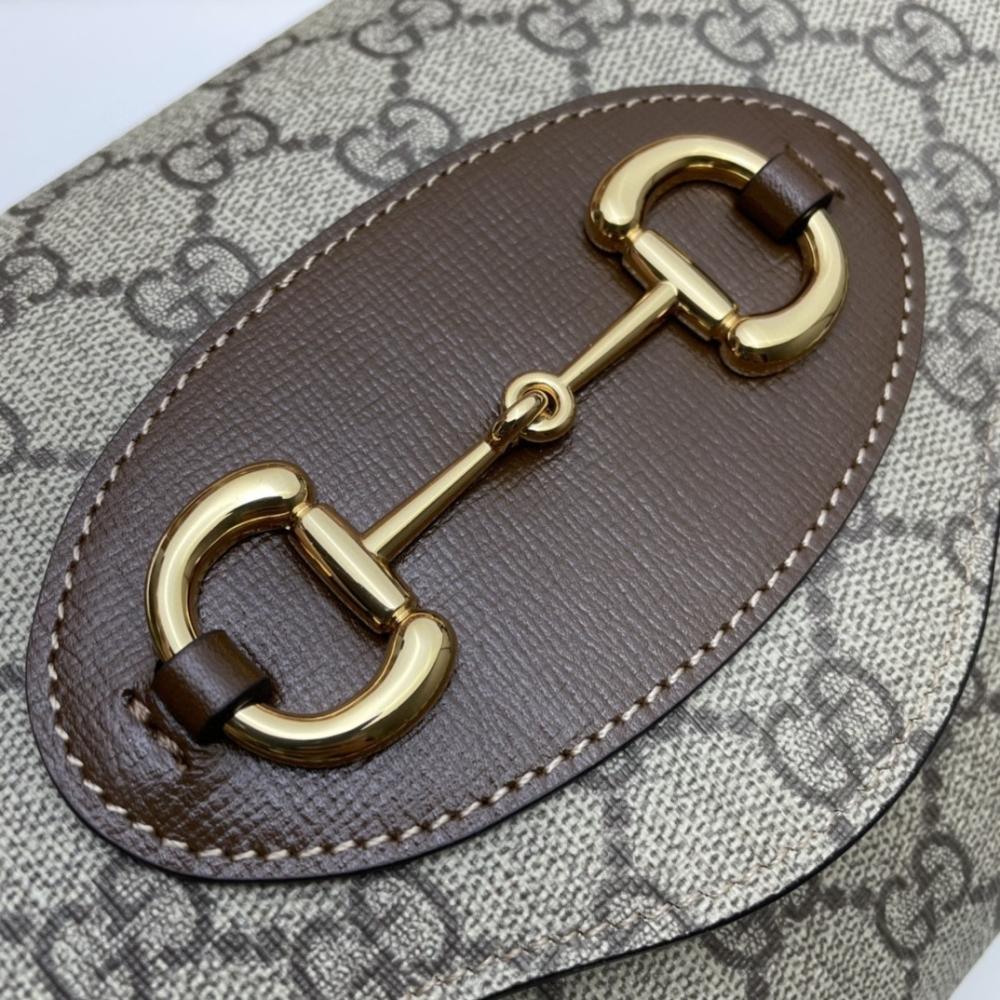 Elegant Shoulder Bag