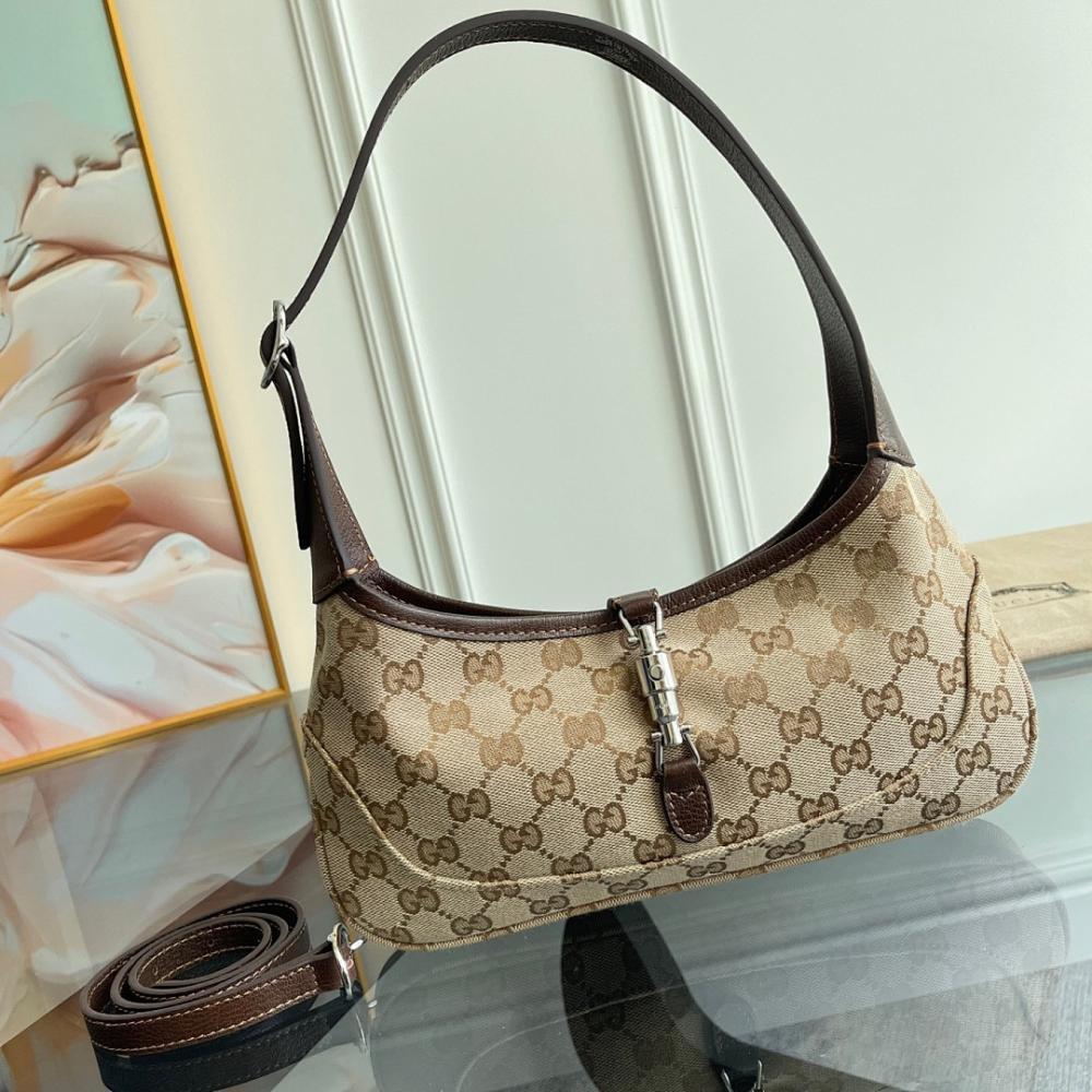 Classic Crossbody Bag – Limited Edition