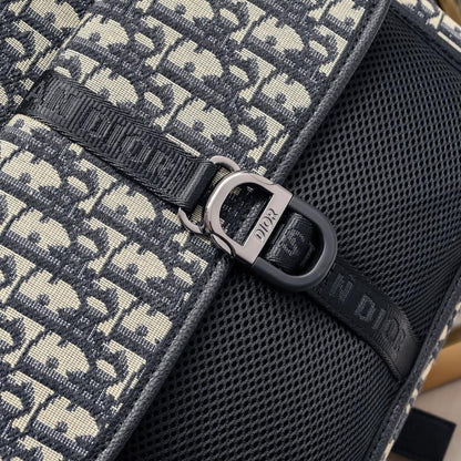 Stylish Refined Beige Quilted Jacquard Crossbody Bag