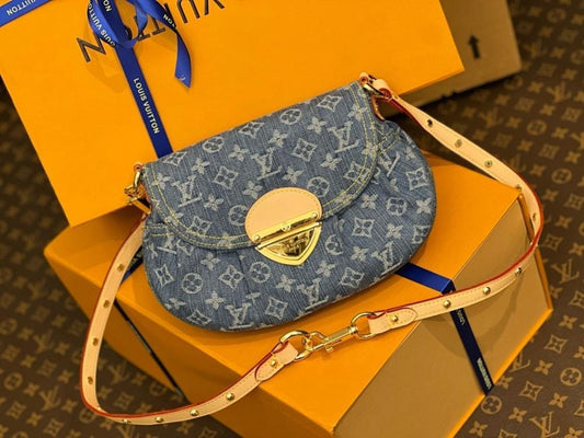Modern Elegant Blue Woven Denim Shoulder Bag