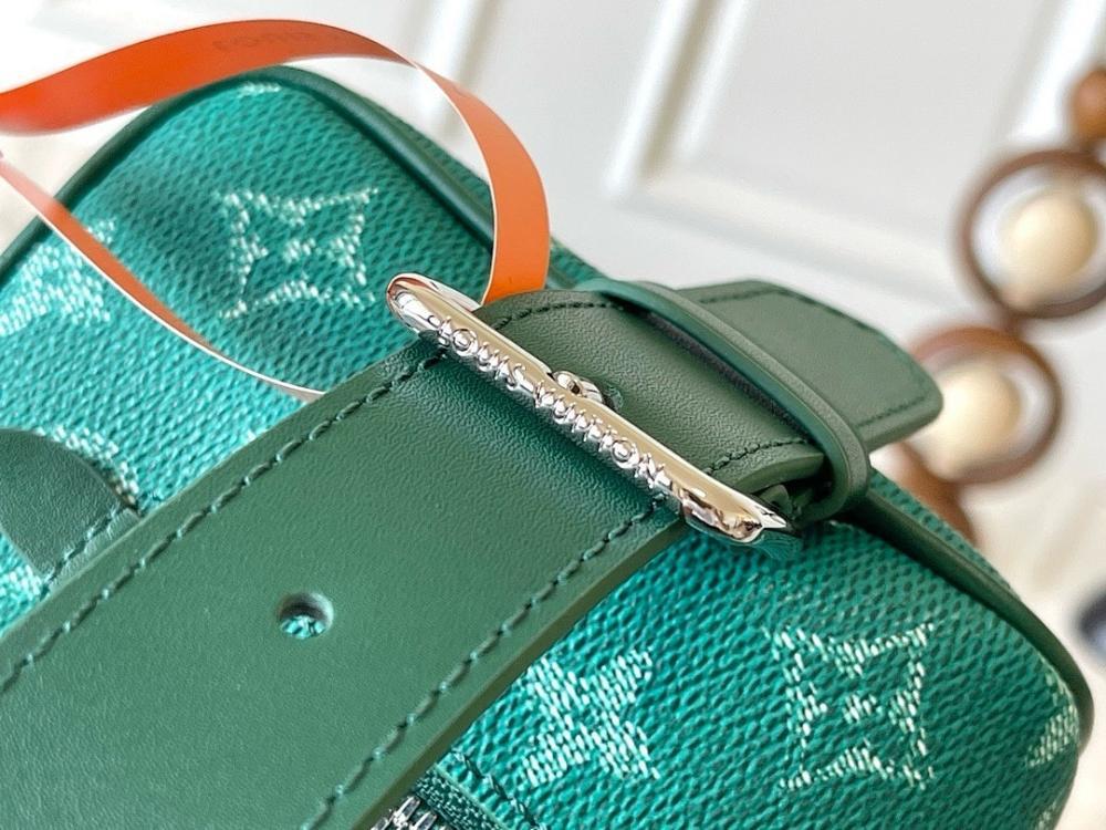 Modern Italian-Inspired Canvas Shoulder Bag