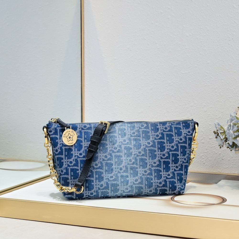 Modern Luxury Studded Leather Shoulder Bag – Special Edition