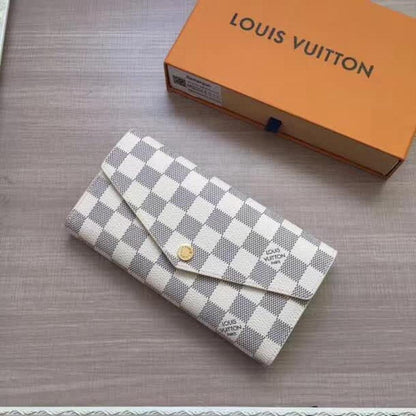Italian-Inspired Stylish Monogram Wallet