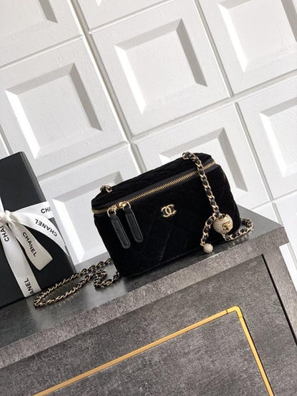 Alma Gold Satin Wallet