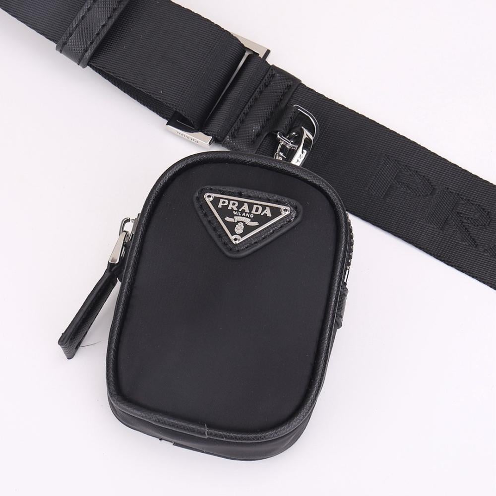 Stylish Refined Nylon Shoulder Bag