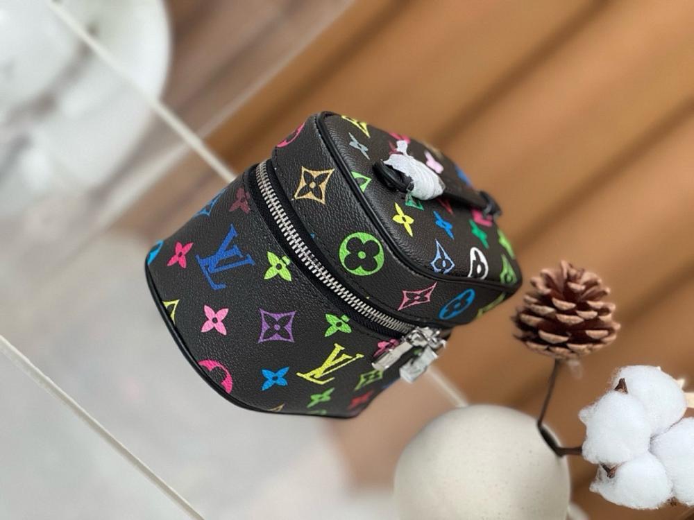Modern Elegant Black Bag