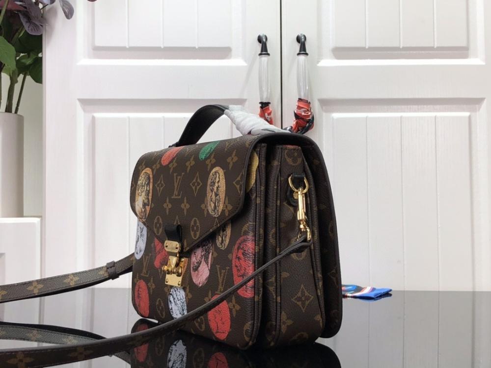 Practical Crossbody Bag