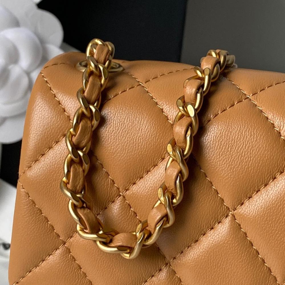 Classic Crossbody Bag