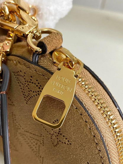 Modern Suede Bucket Bag – Limited Edition