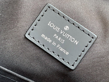 Classic Leather Shoulder Bag – Special Edition