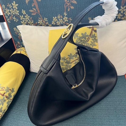 Classic Shoulder Bag – Special Edition