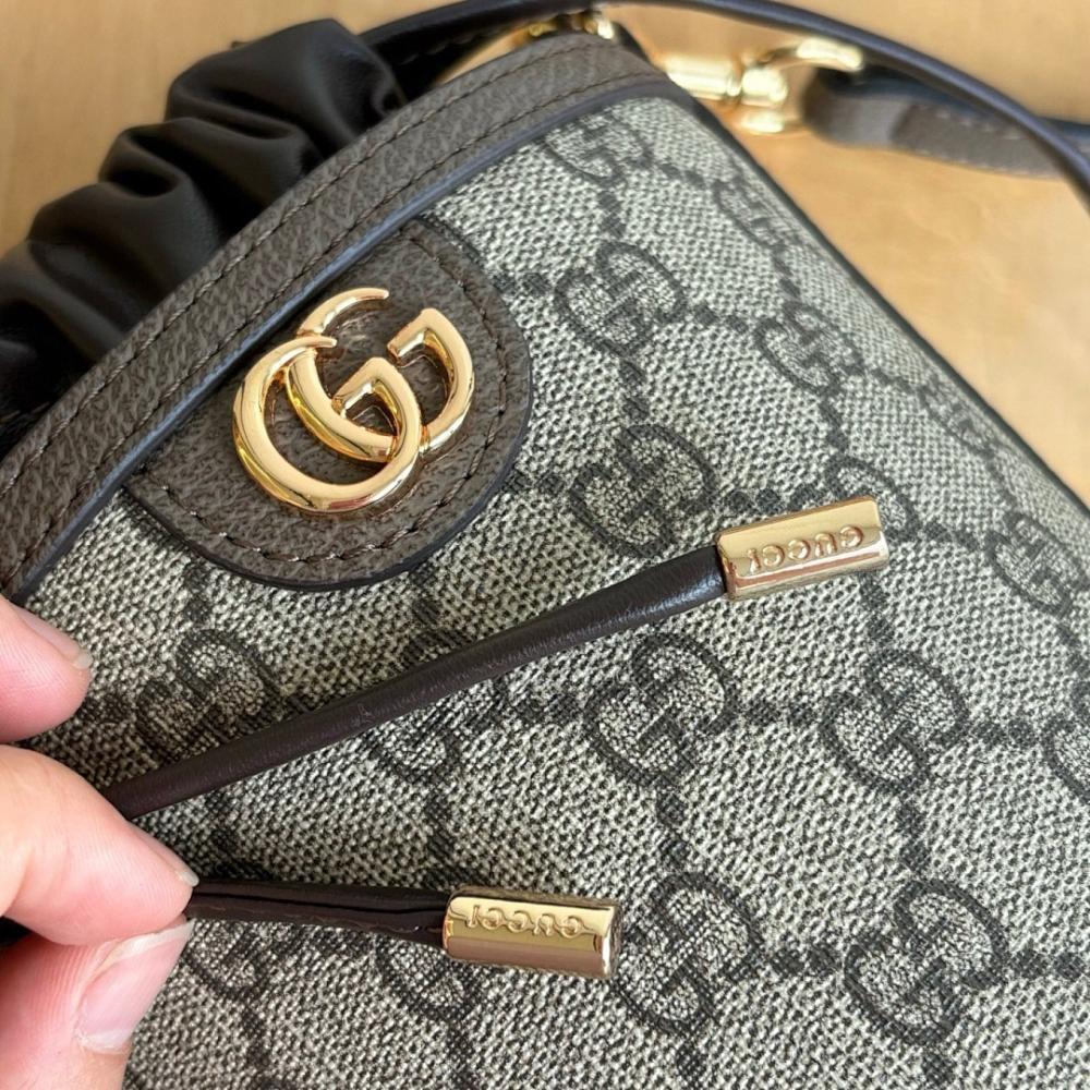 Ophidia Shoulder Bag