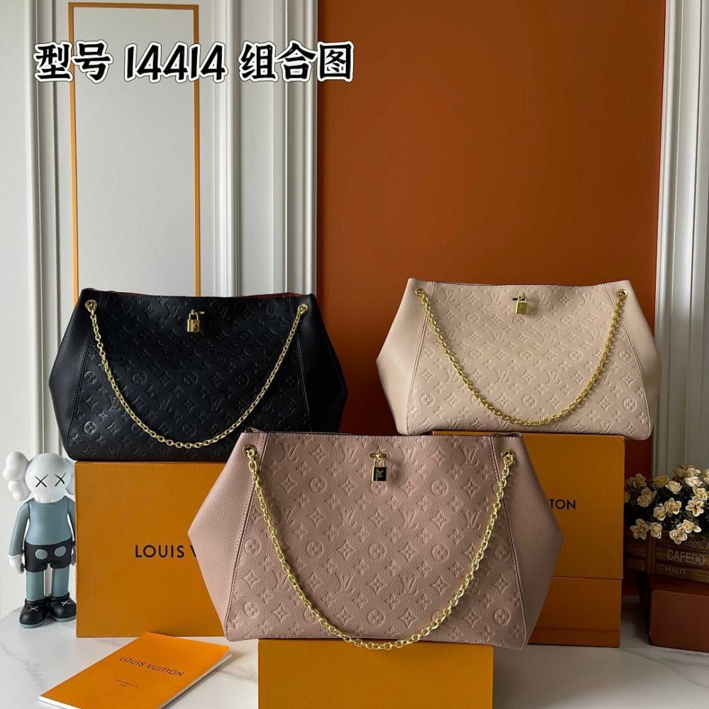 Elegant Monogram Leather Shoulder Bag – Limited Edition