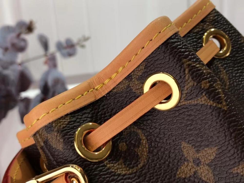 Arco Top Handle Bag