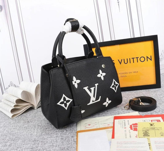 Stylish Printed Leather Shoulder Bag – Limited Edition