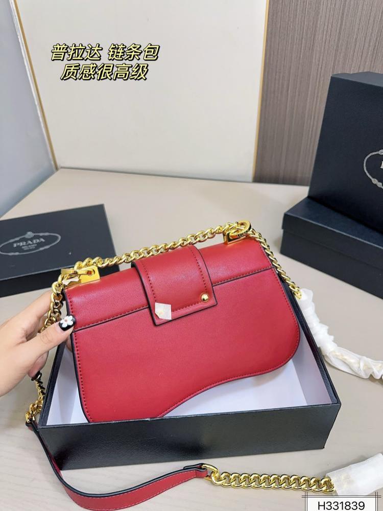 Elegant Shoulder Bag