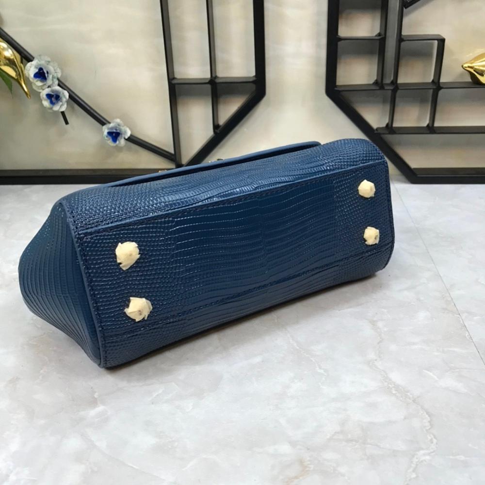 Modern Leather Shoulder Bag – Limited Edition