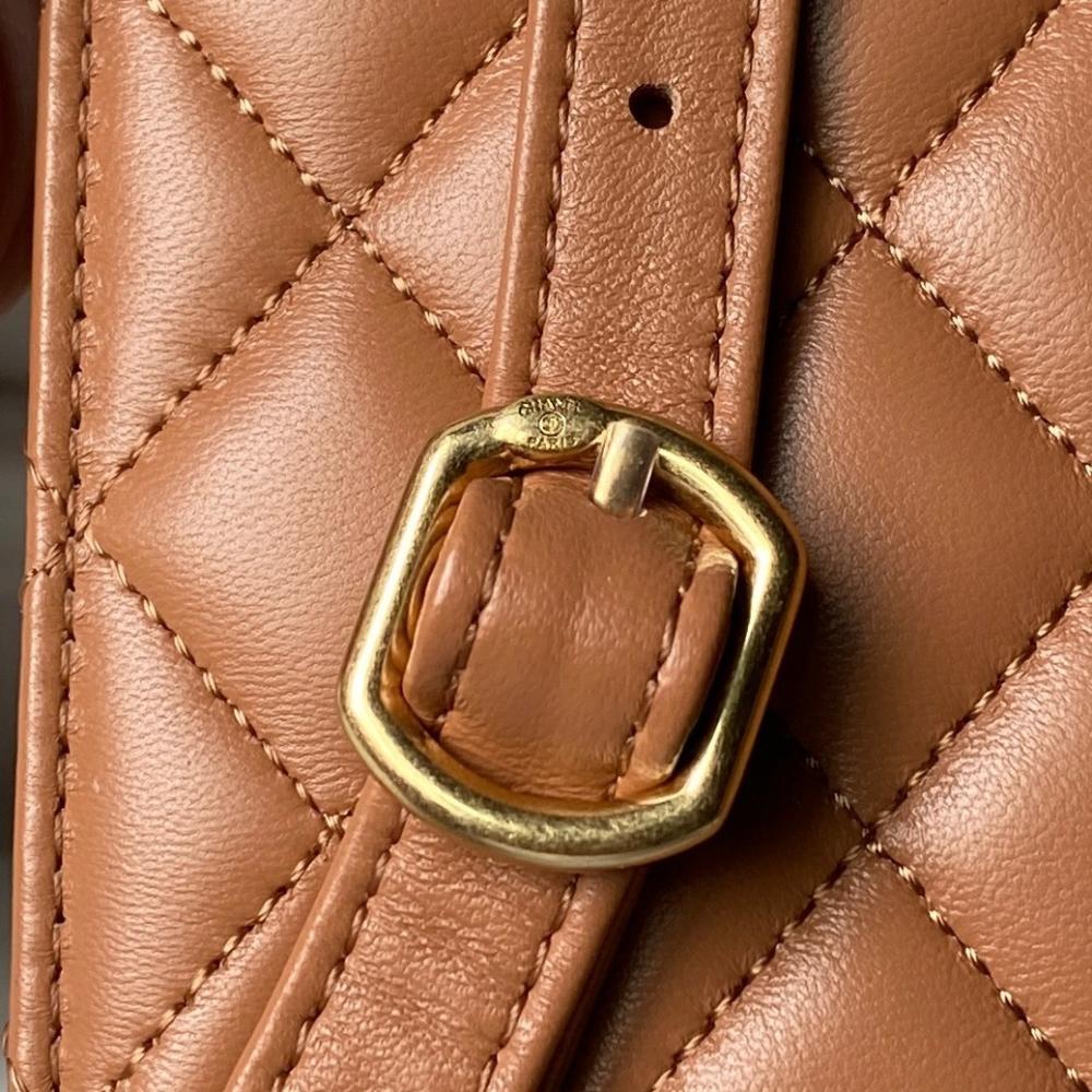 Alma Shoulder Bag