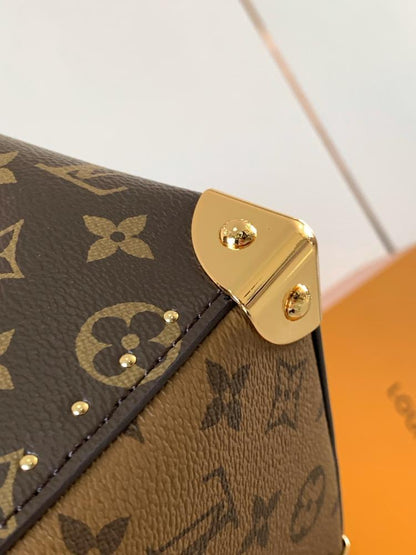 Classic Leather Travel Bag