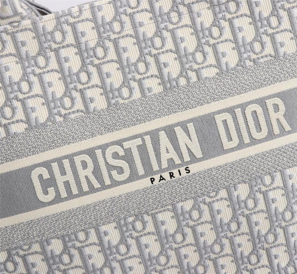 Luxury Blue Embroidered Crossbody Bag – Special Edition