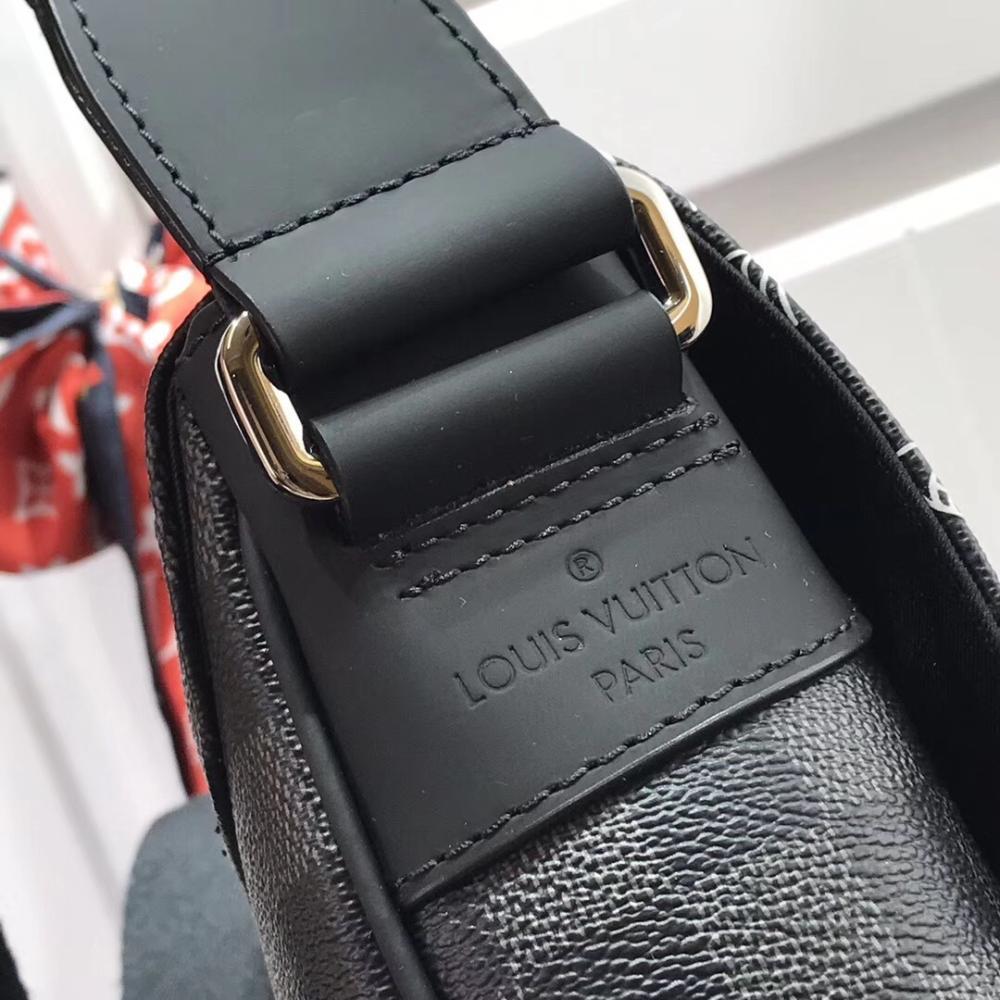 Practical Shoulder Bag