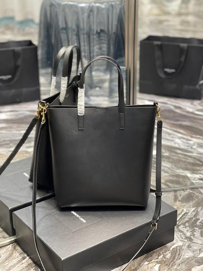 Elegant Shoulder Bag – Limited Edition