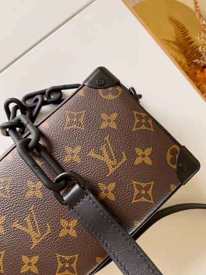 Luxury Black Shoulder Bag – Special Edition