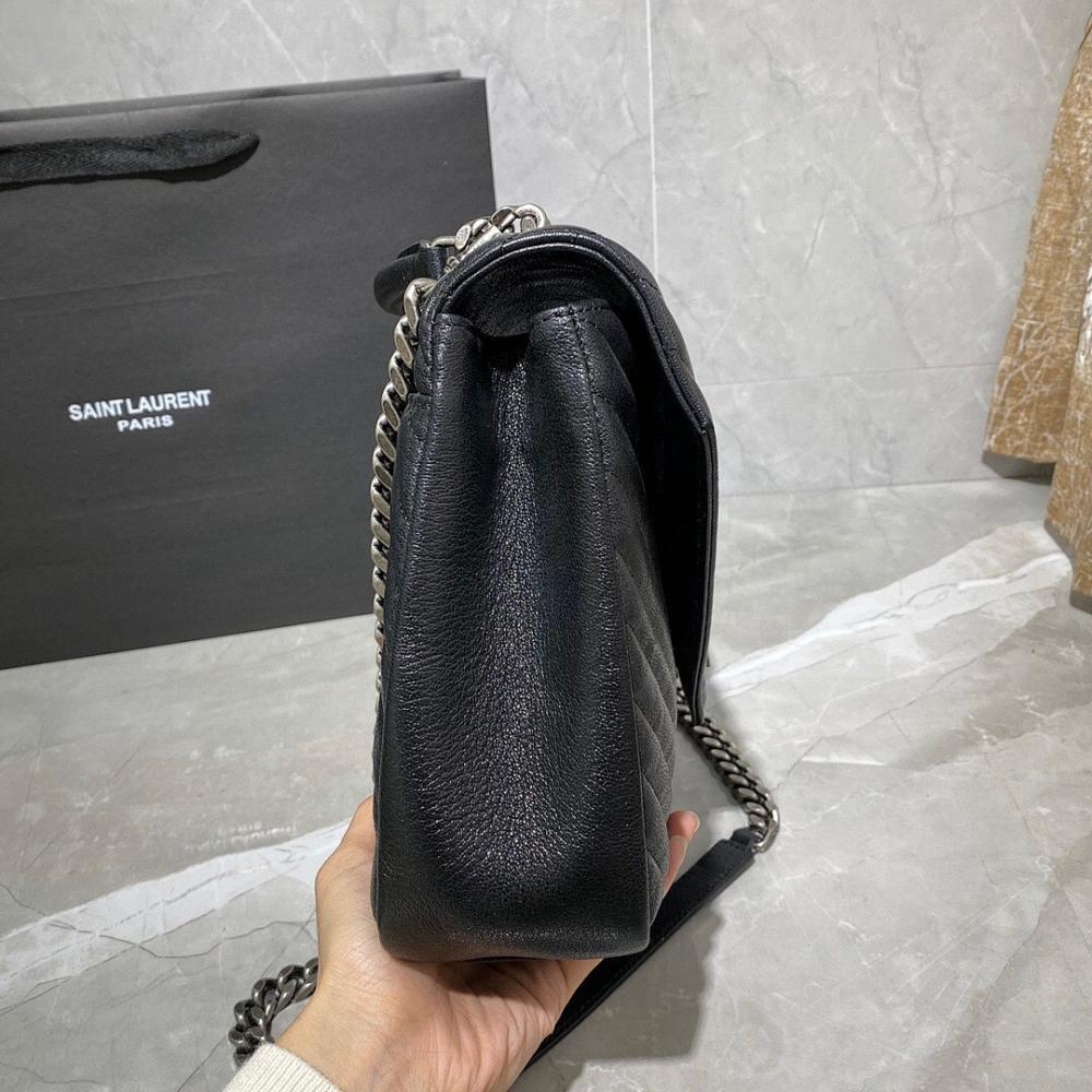 Modern Elegant Leather Bag