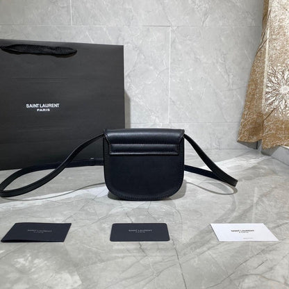 Elegant Stylish Gold Calfskin Bag – Limited Edition