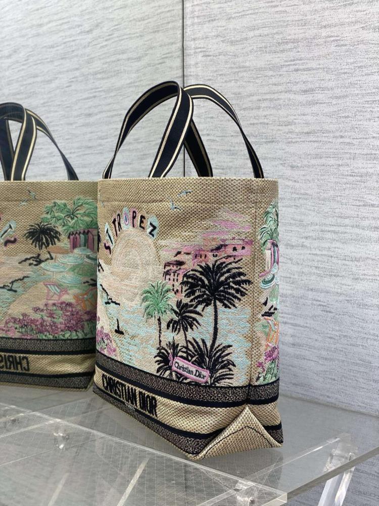 Embroidered Shoulder Bag